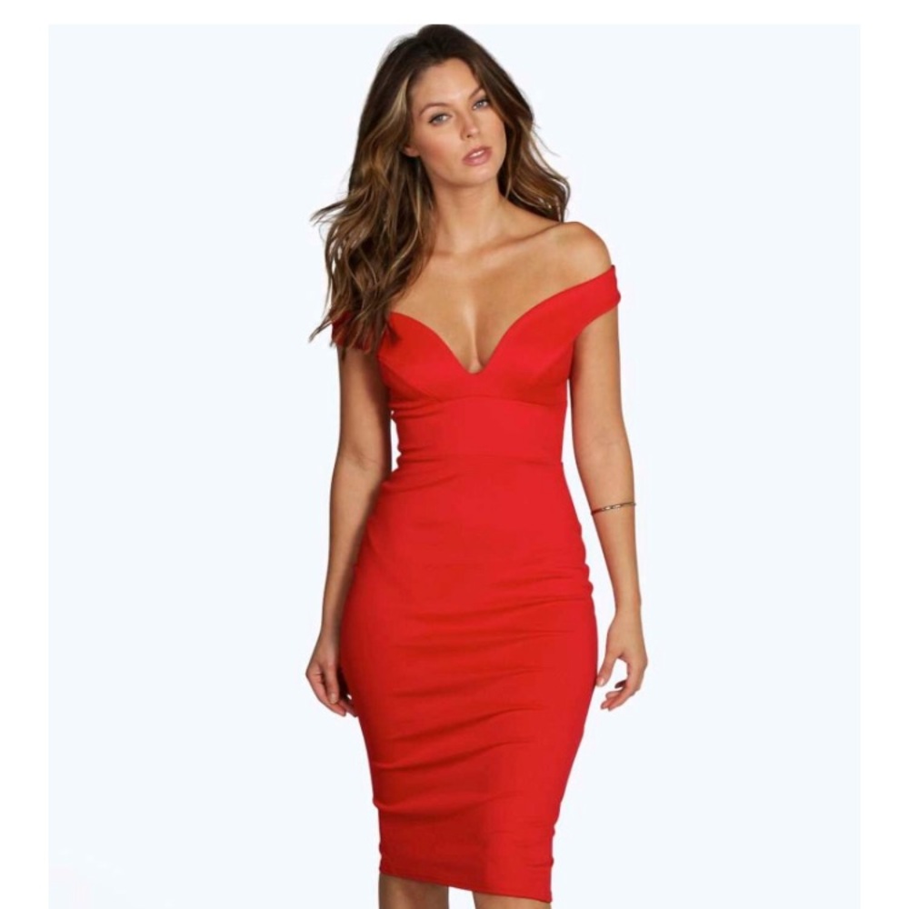 Boohoo Skye Sweetheart Dress (Never worn w/ tags)